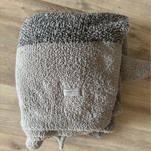 Barefoot Dreams Throw Blanket